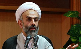 حل مشکلات جامعه در گرو عمل به قرآن است 